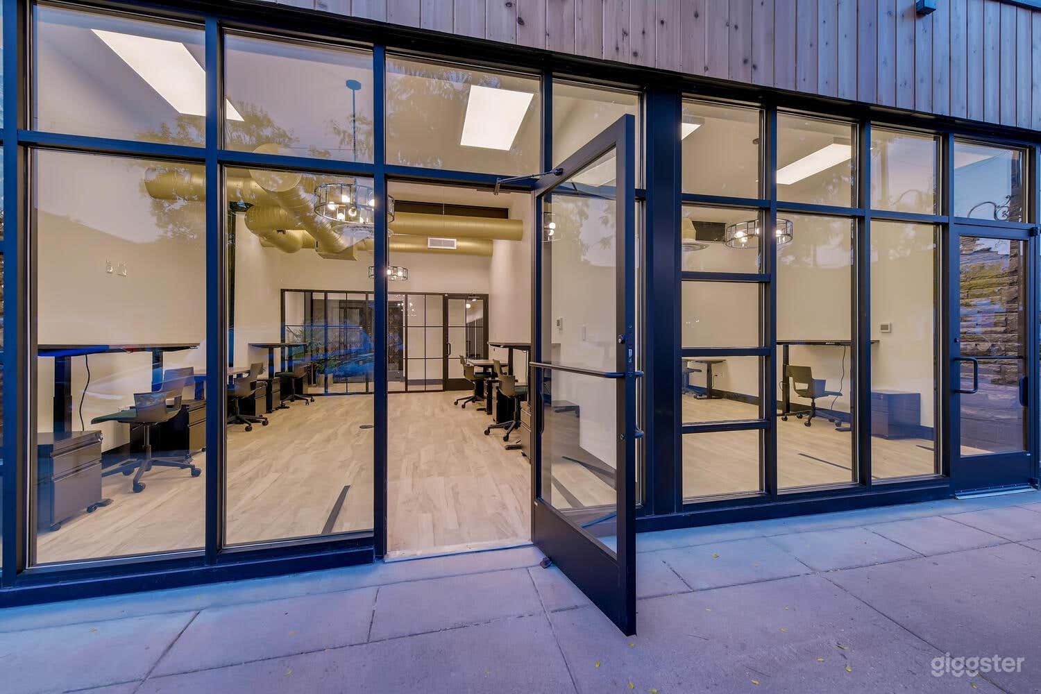 Golden West Conference Room (Garden Level) Photo 2