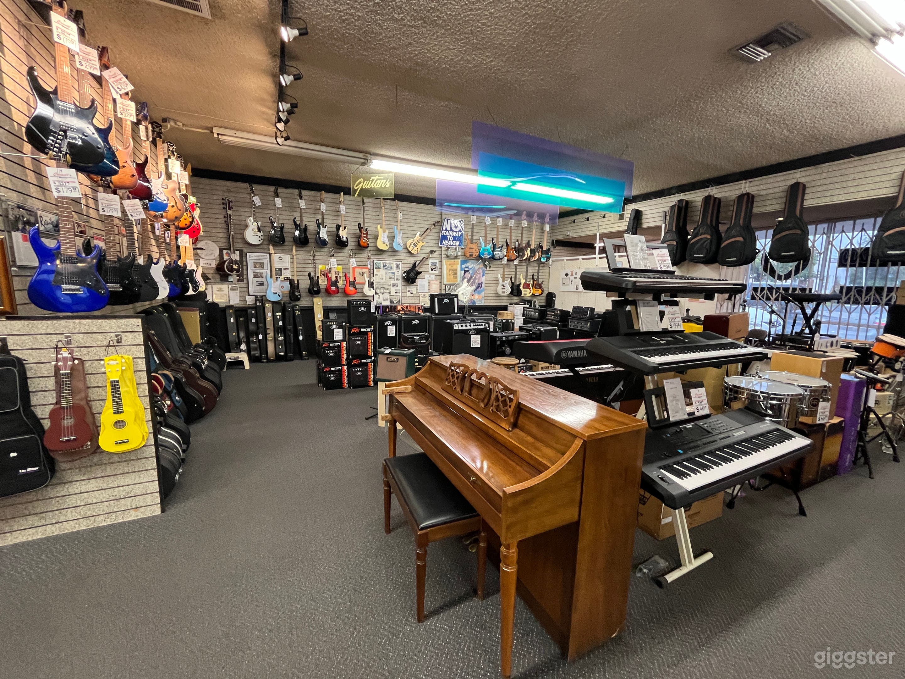 Mom and Pop Music Store Photo 2
