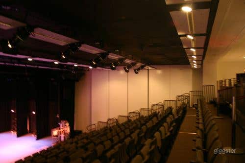  Dance studio and performance theater:Location 4120 