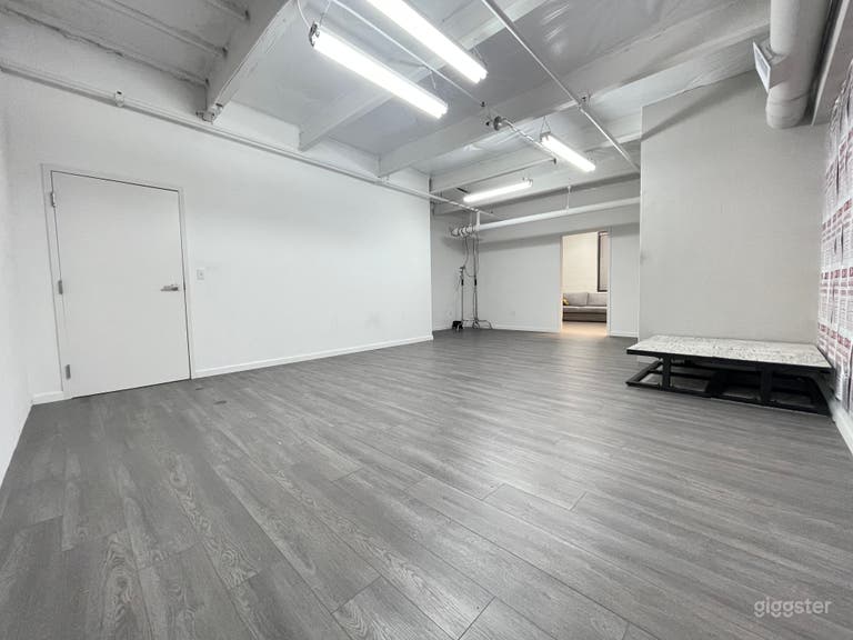  Photo/Video Studio Space 