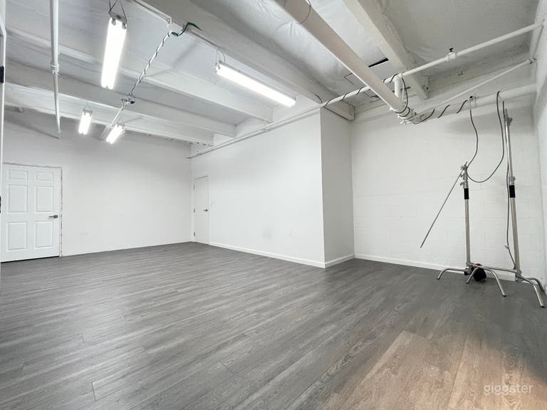  Photo/Video Studio Space 