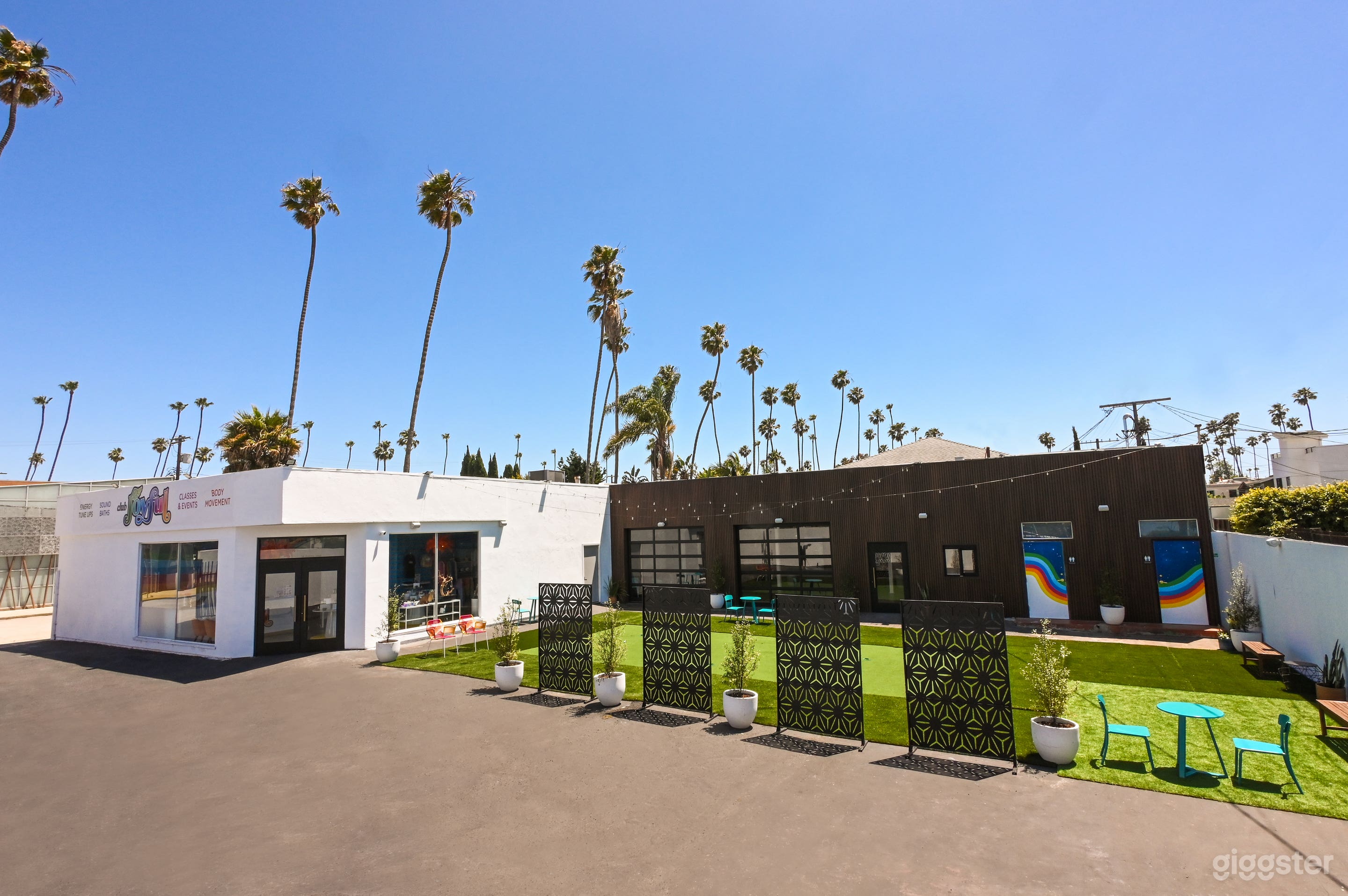 Located amongst the palm trees of Venice