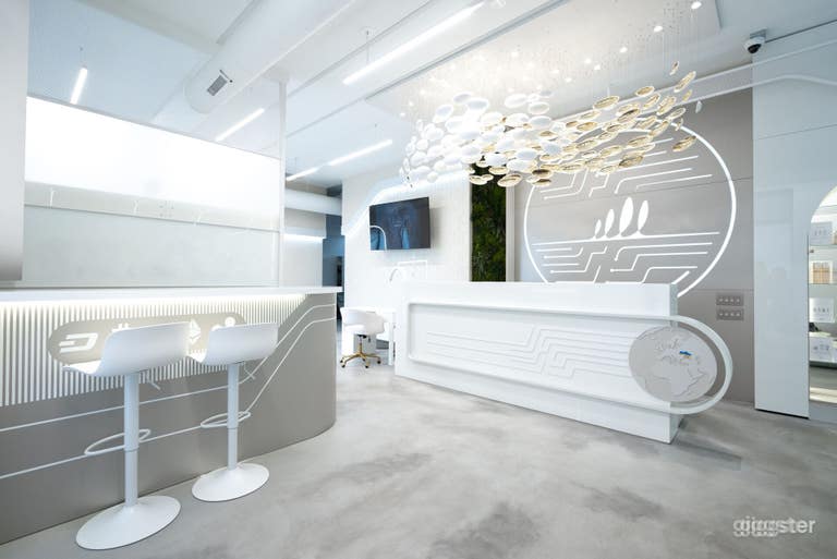  Beauty Bar in Chicago  