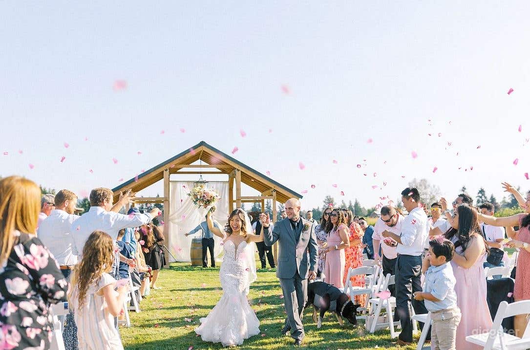 Gorgeous Outdoor Enumclaw Wedding Venue with Views of Mt. Rainier Photo 1