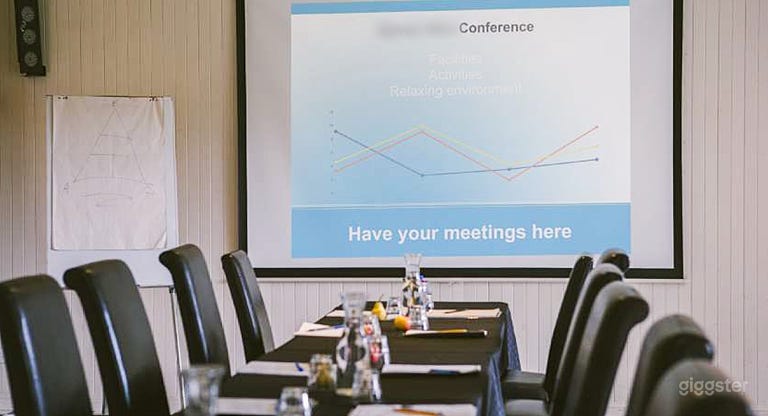  Conference or Function Space 