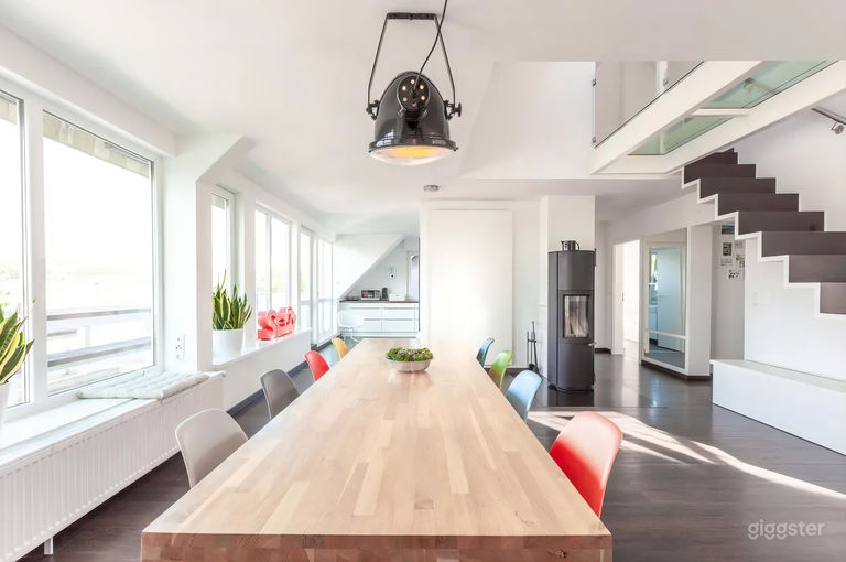  Penthouse mit Glasbrücke und malerischem Dachterrassenblick! 