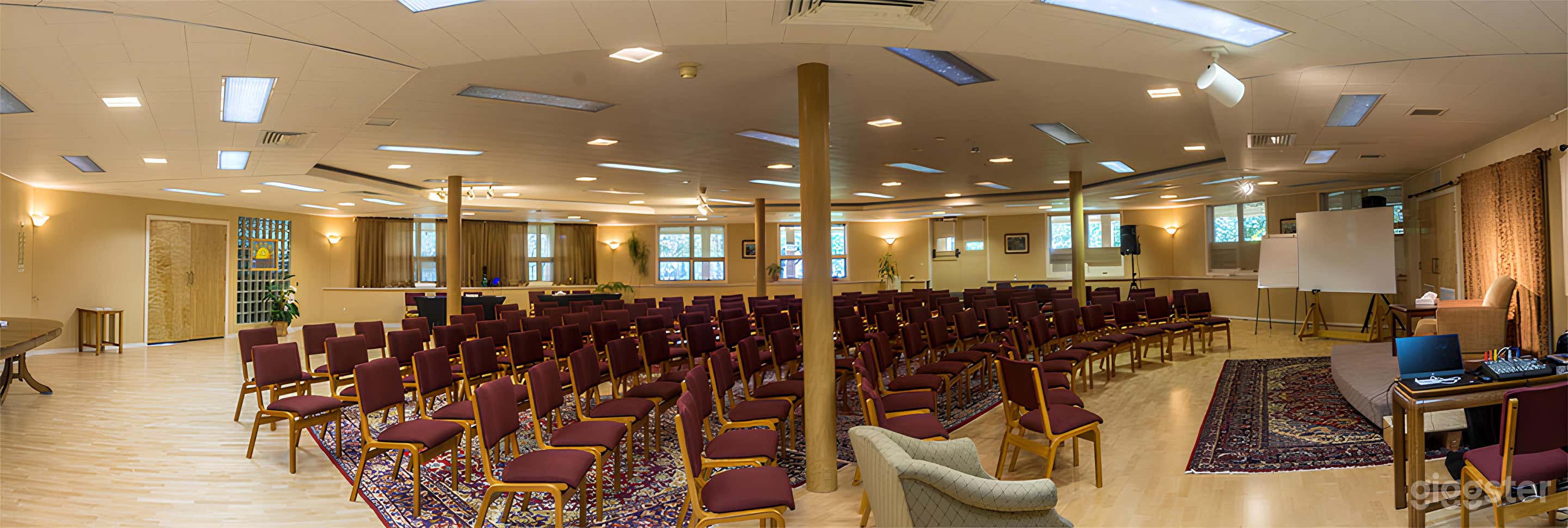 Extraordinary Greenridge Room Photo 4