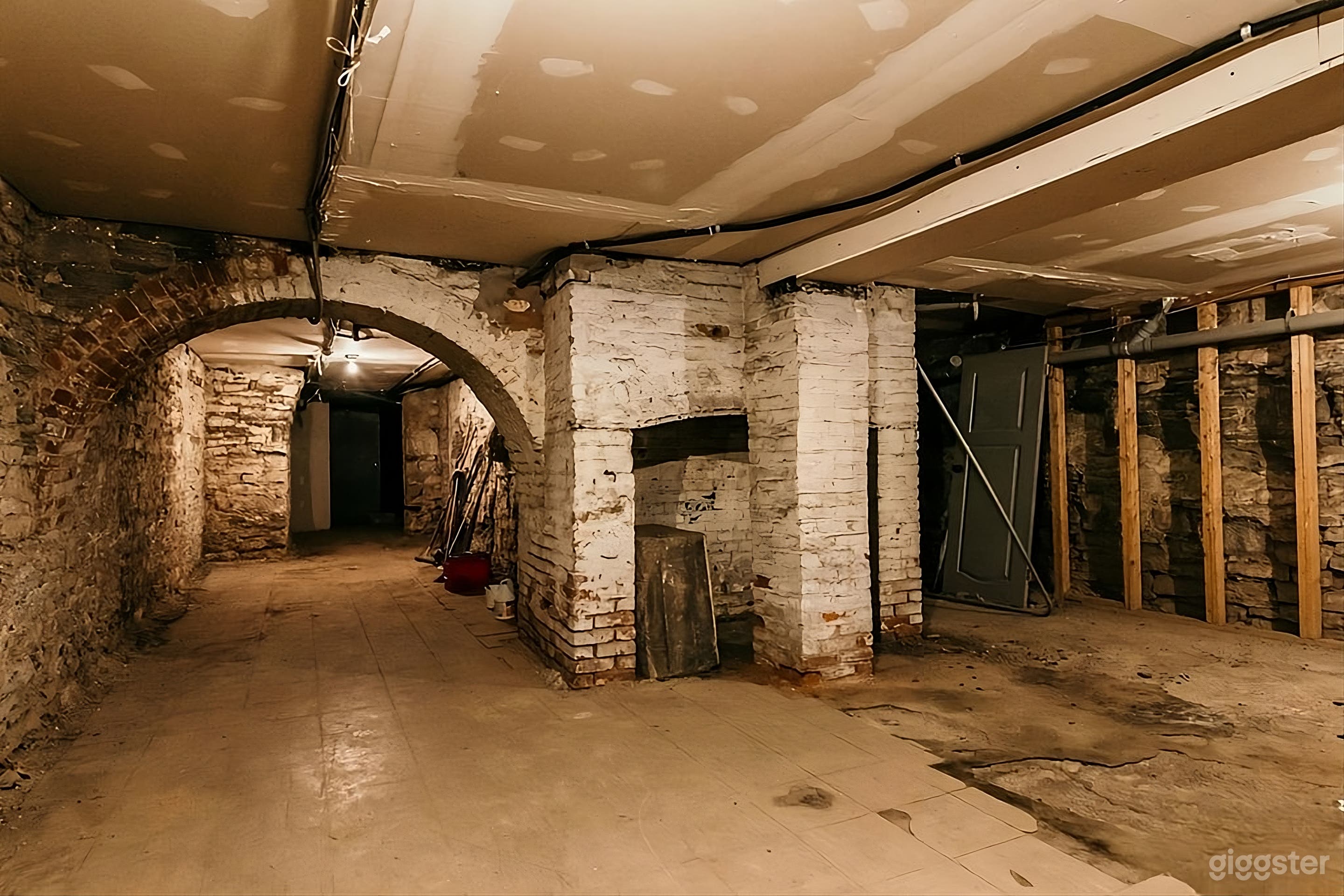 The Tunnel in Hamilton Photo 1