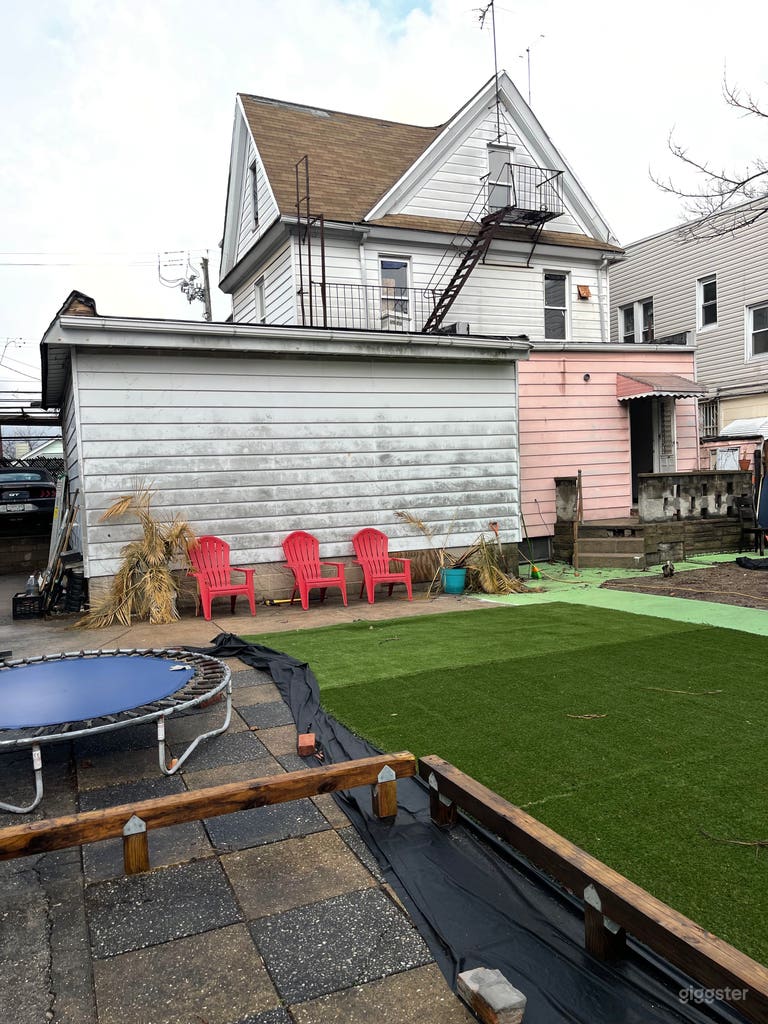  Entertainment Complex 