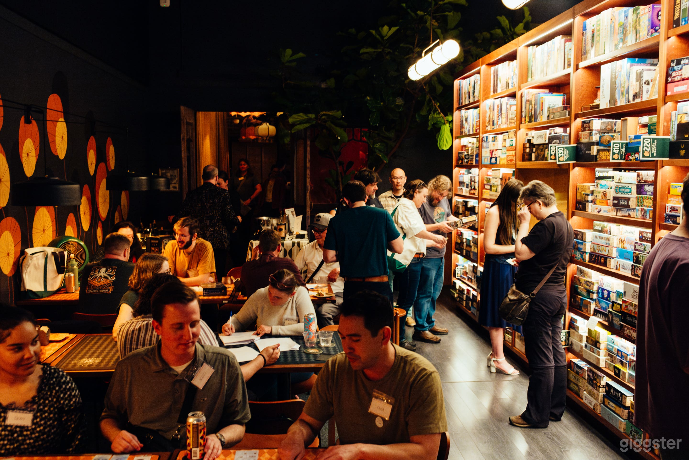 Upscale, mid-century maximalist spacious library + lounge Photo 1
