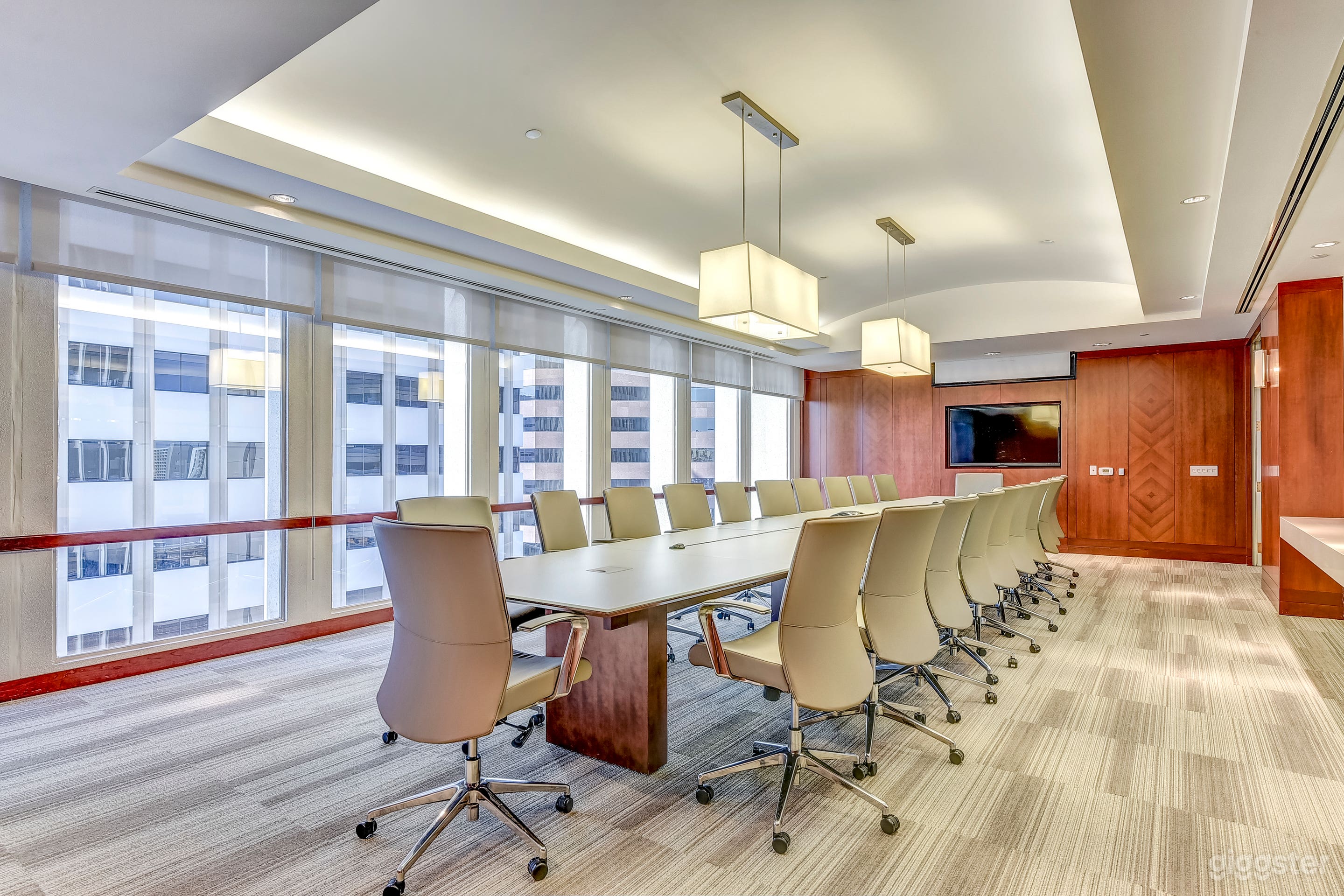 Five Thirty B Board Room Photo 1