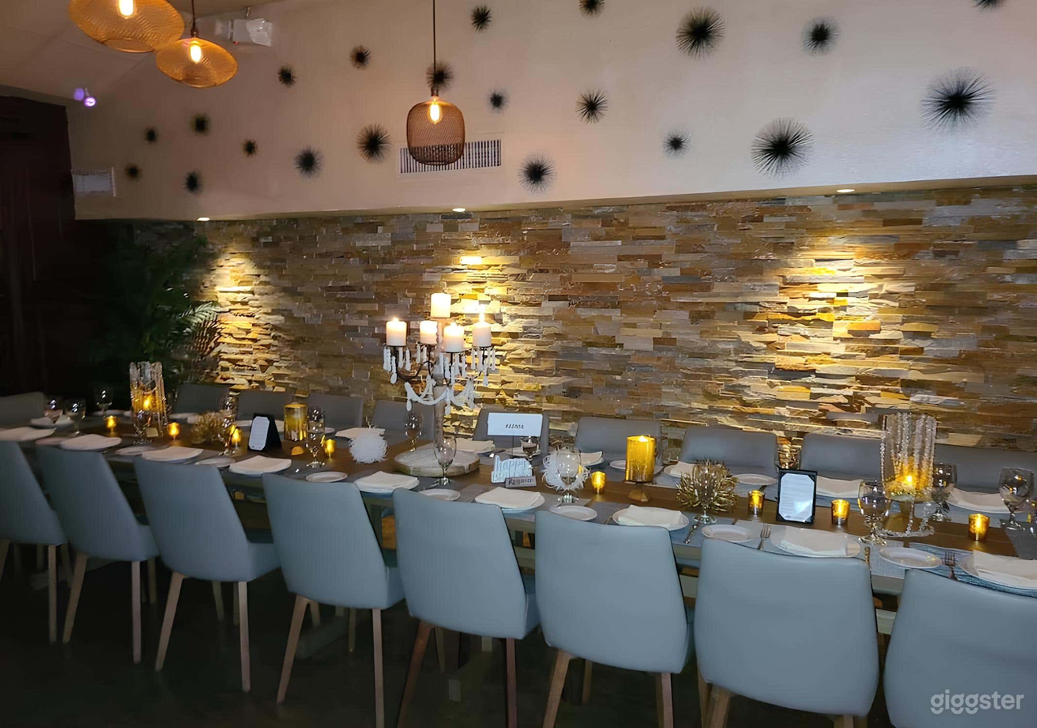 Semi-Private Table  Photo 3