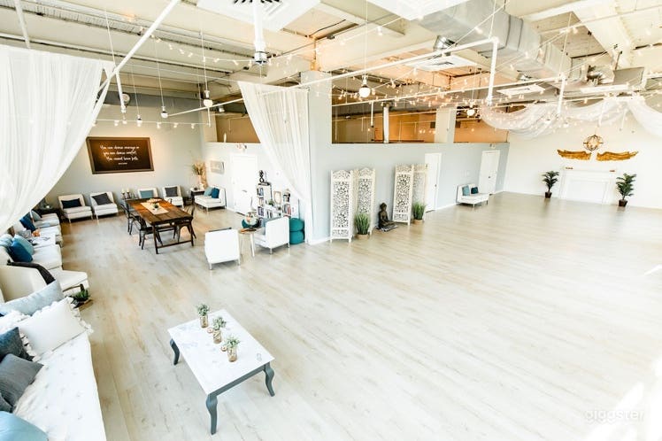 Zen Sanctuary with Abundant Light Buyout Photo 2