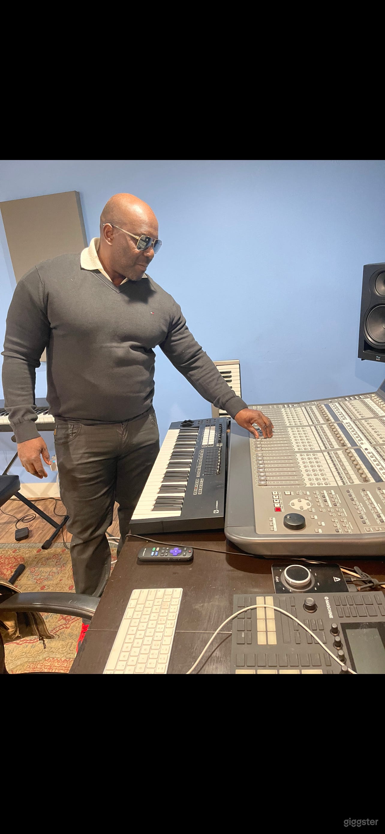 Rich Music world studio Photo 4