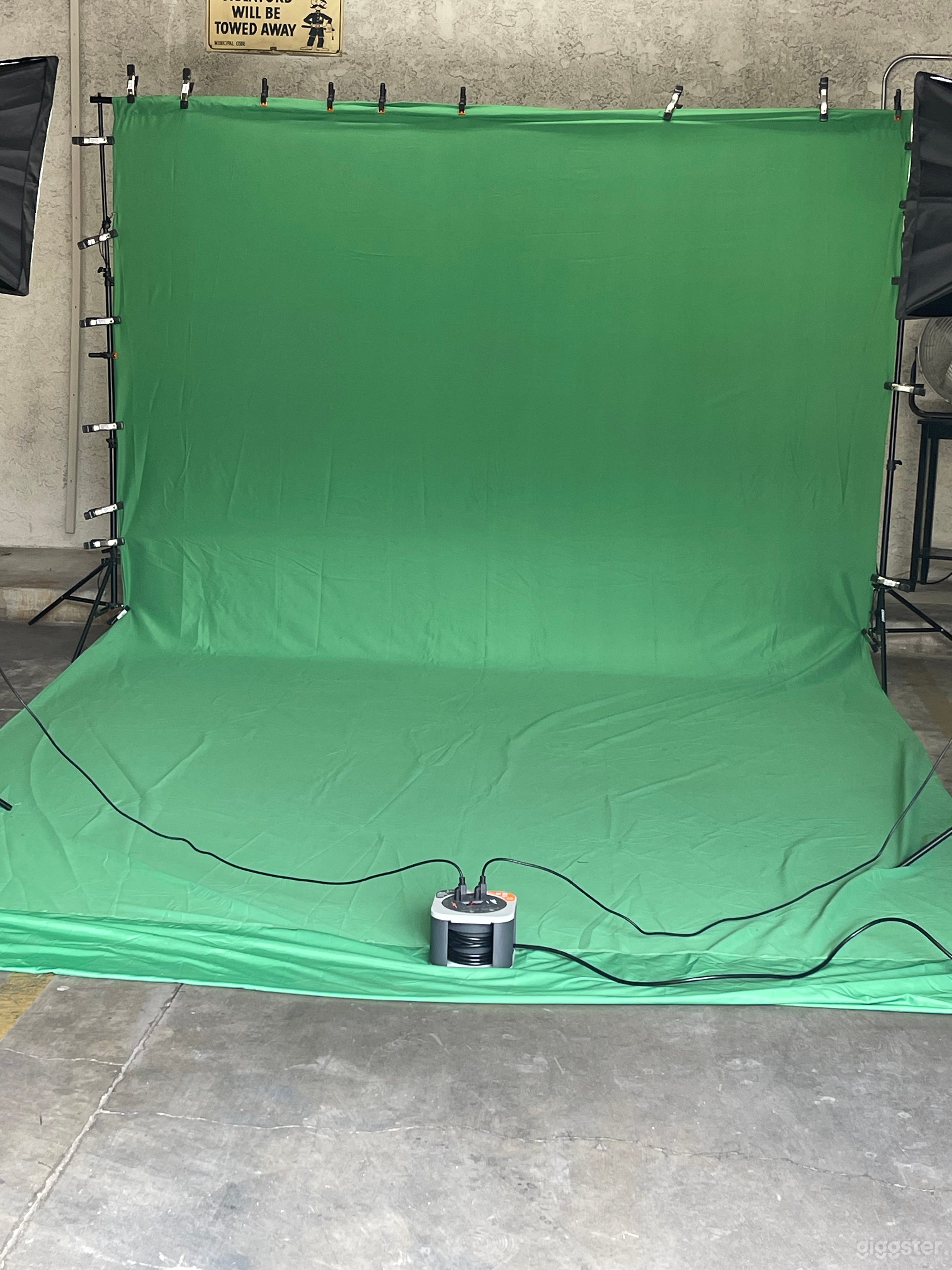 Rich Music world studio Photo 1