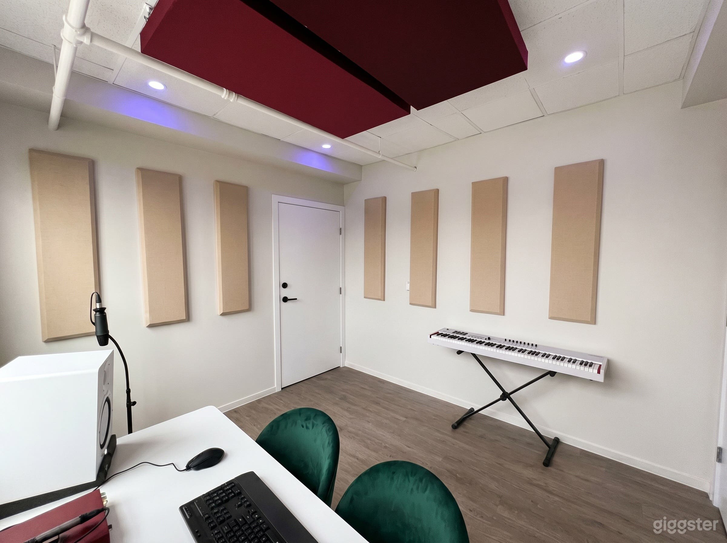 Studio C Photo 2