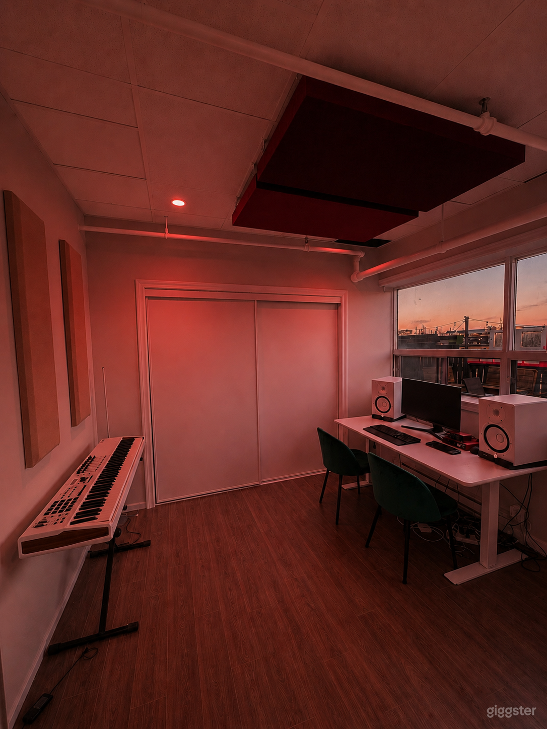 Studio C Photo 4