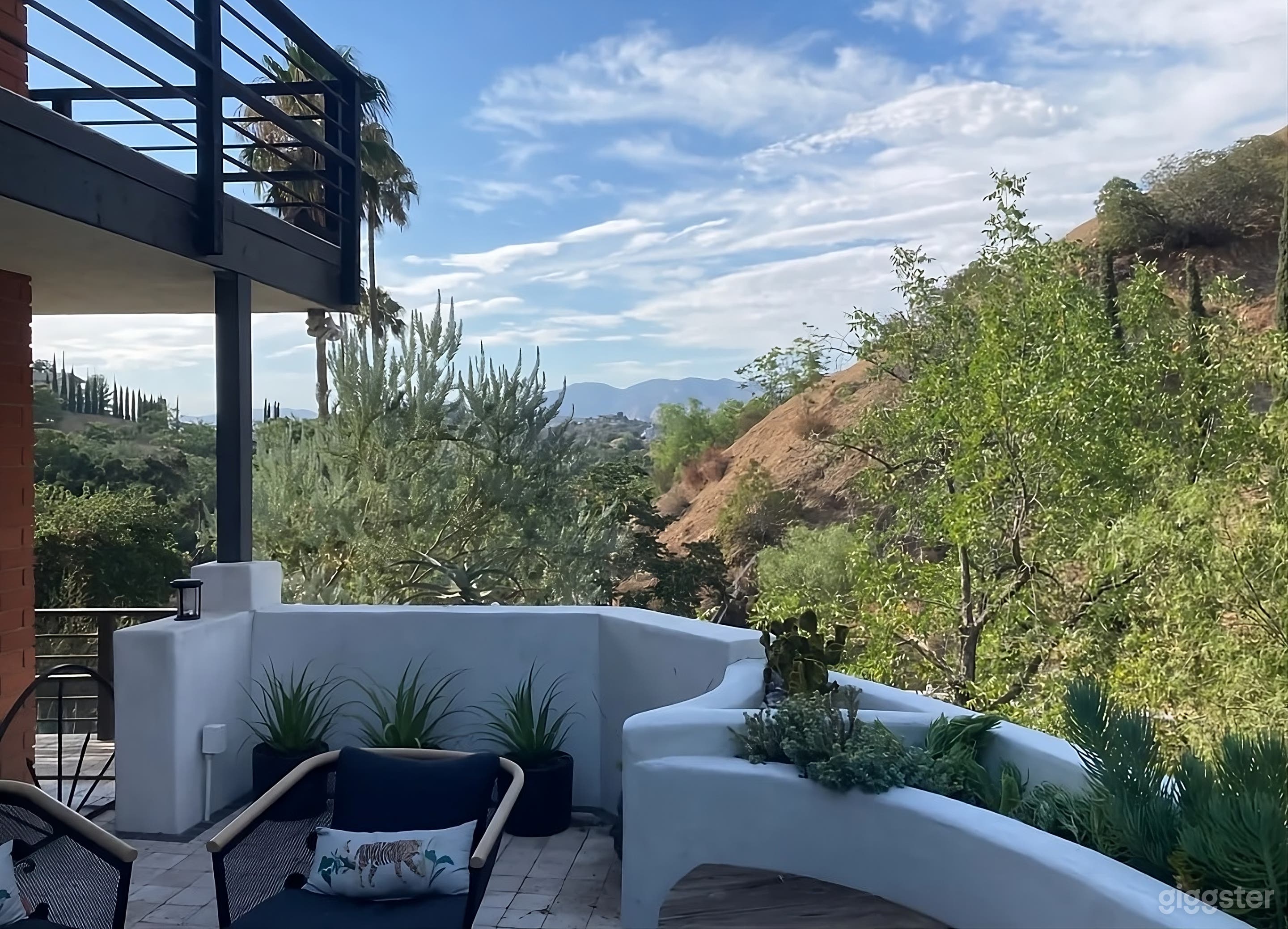 Incredible Stunning Views Backyard Photo 2