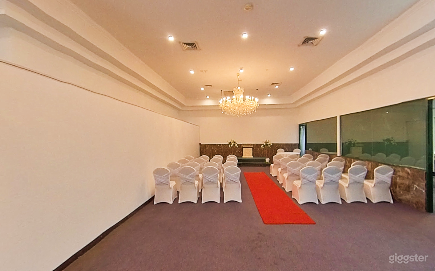 Small Function Space Photo 4