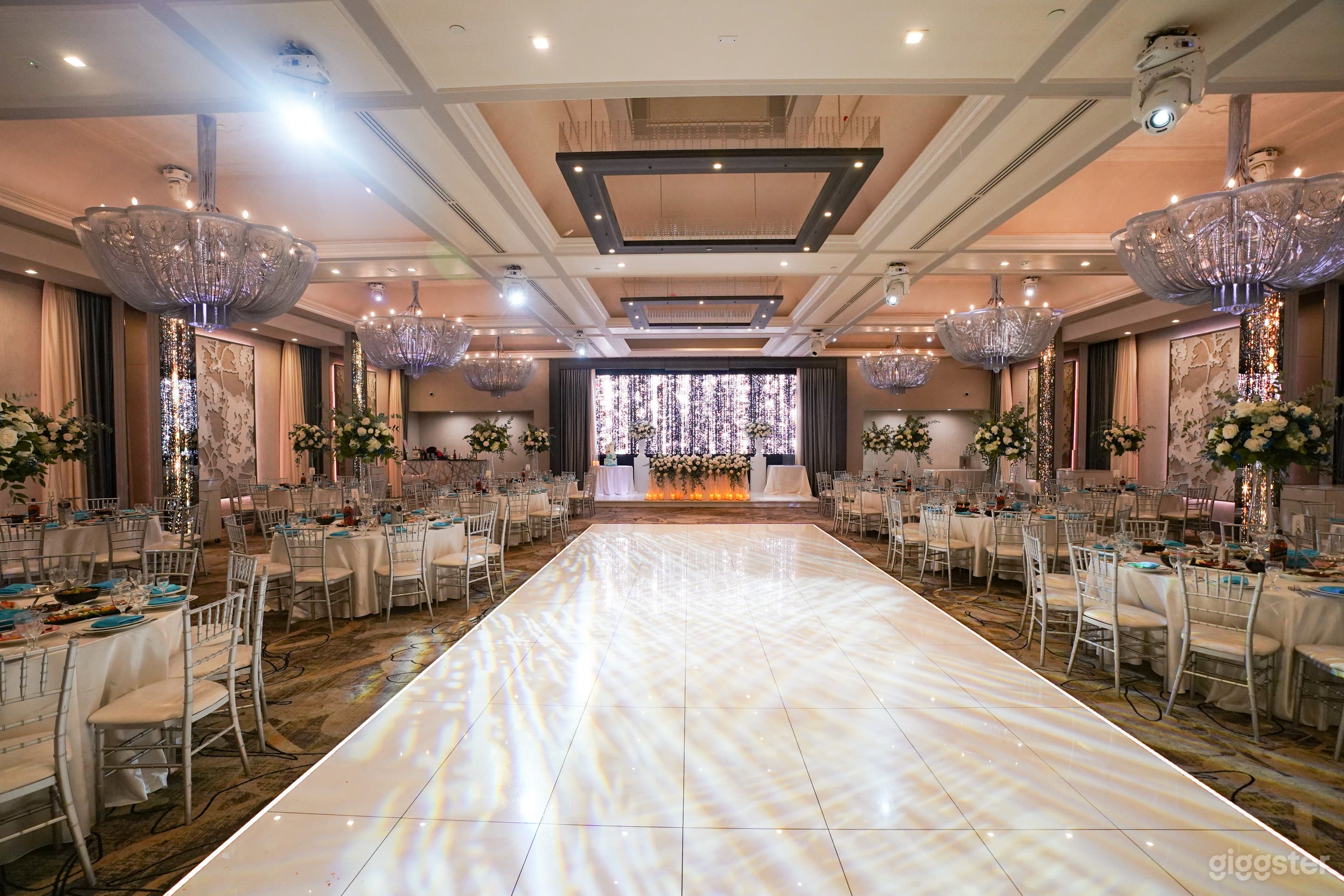 High-Tech, Luxurious Event Venue in Glendale Photo 3