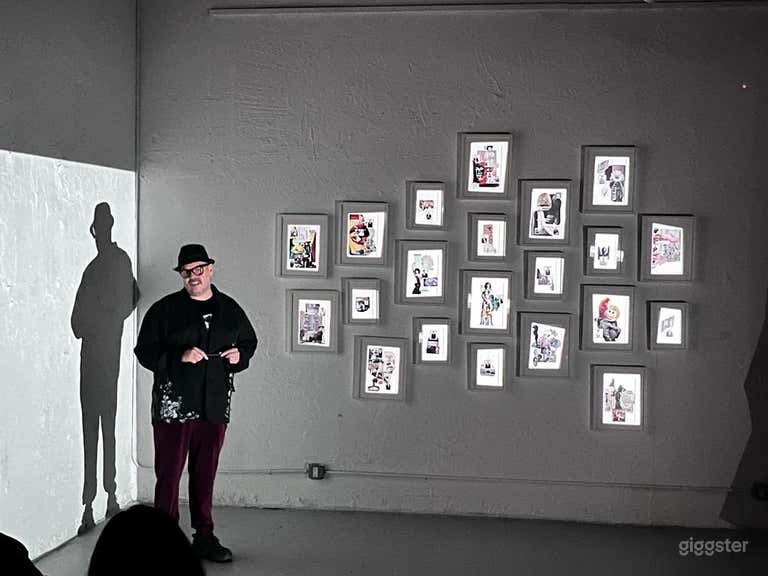  The Multitask Space (Art, Photography, Workhops, Ambience). 