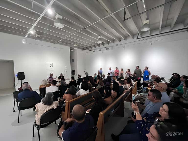  The Multitask Space (Art, Workhops, Ambience). 