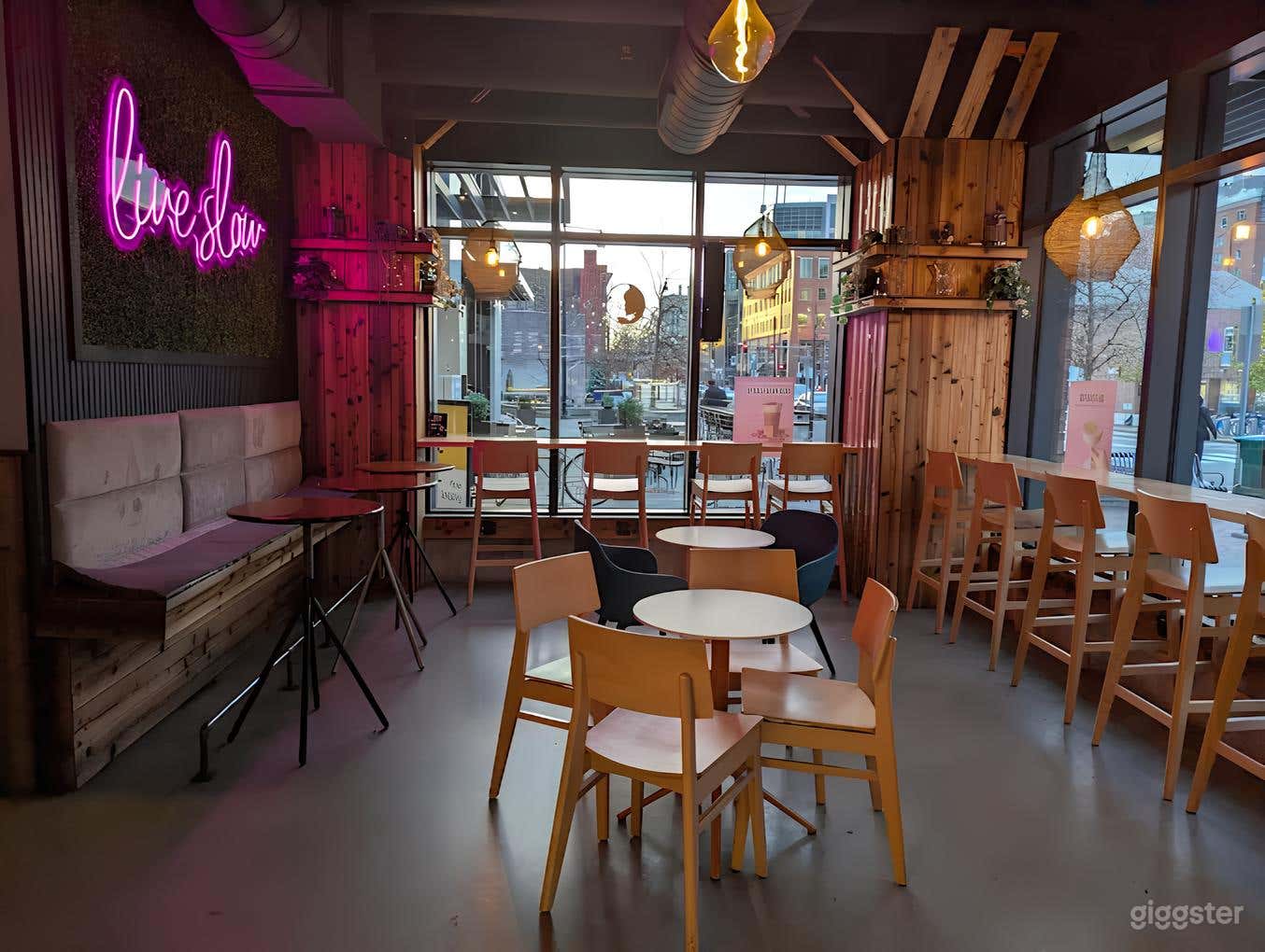 Cozy Industrial Cafe (Central Square)  Photo 1