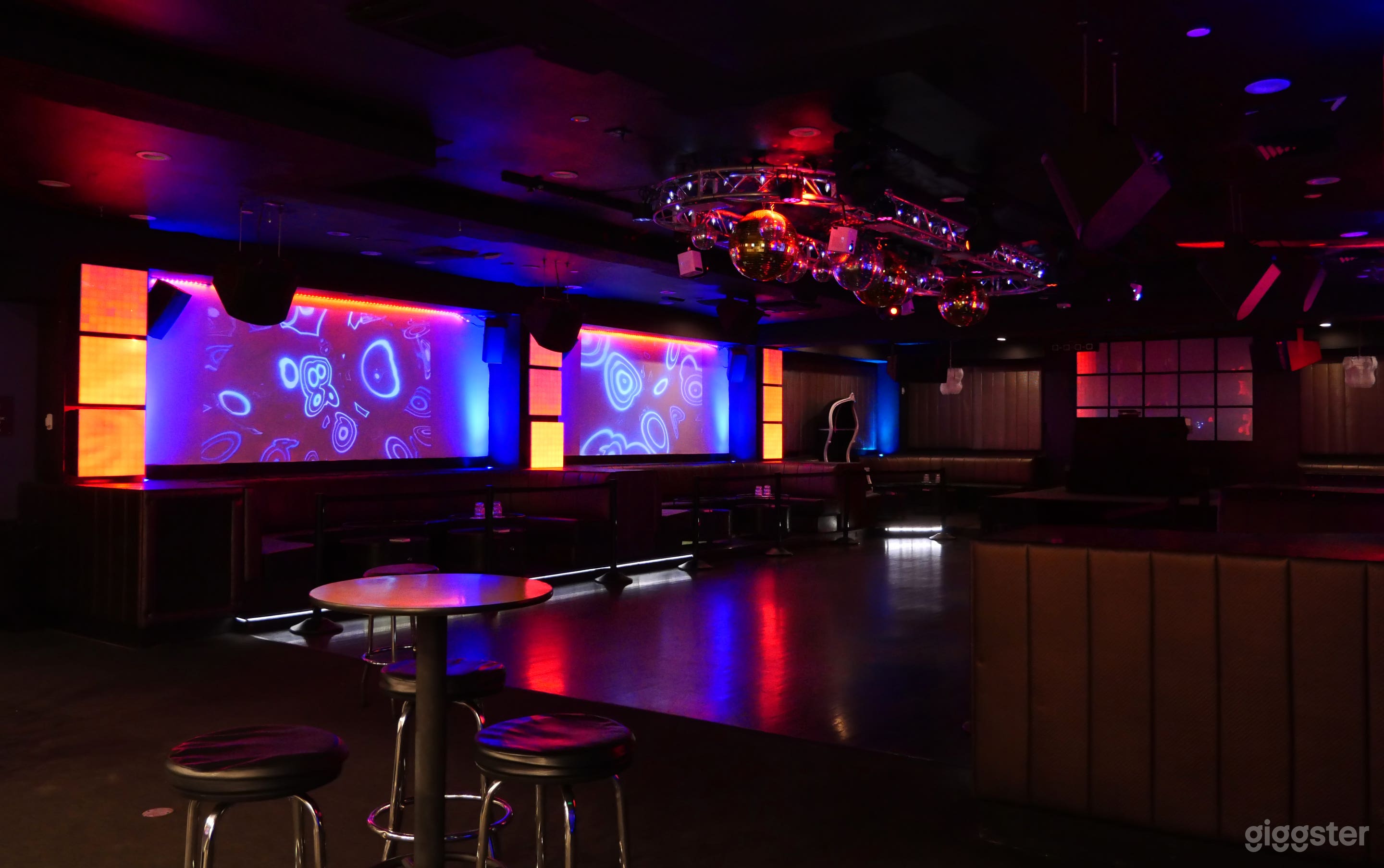 Immersive Nightclub and Event Venue Photo 3