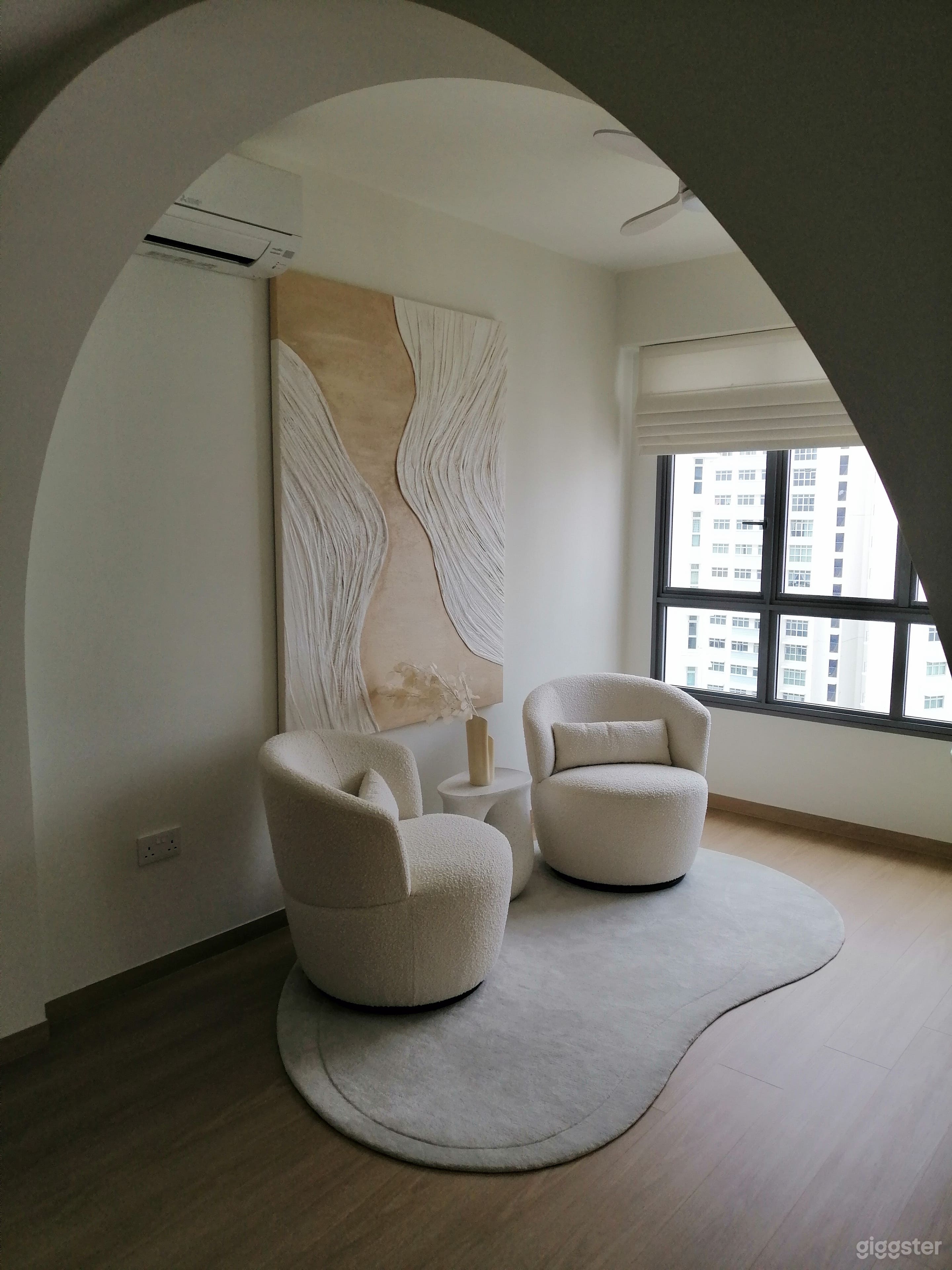 Minimalist sea view apartment Photo 2