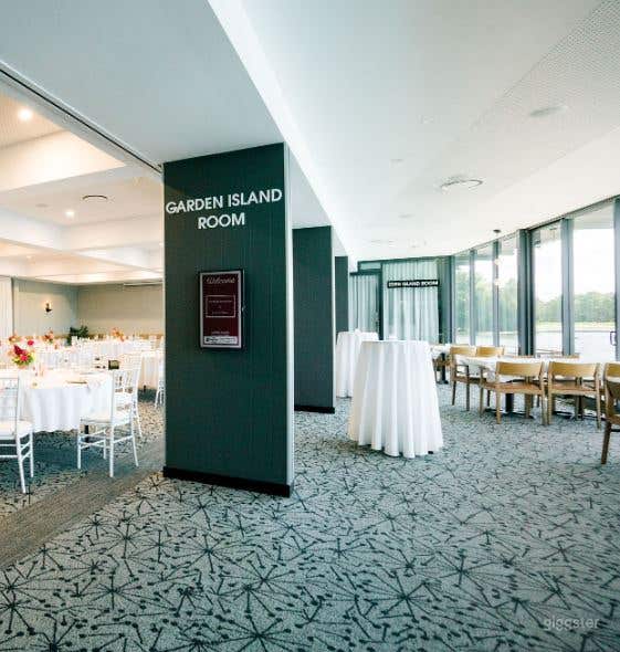 Gorgeous Garden Island Room for Events Photo 3