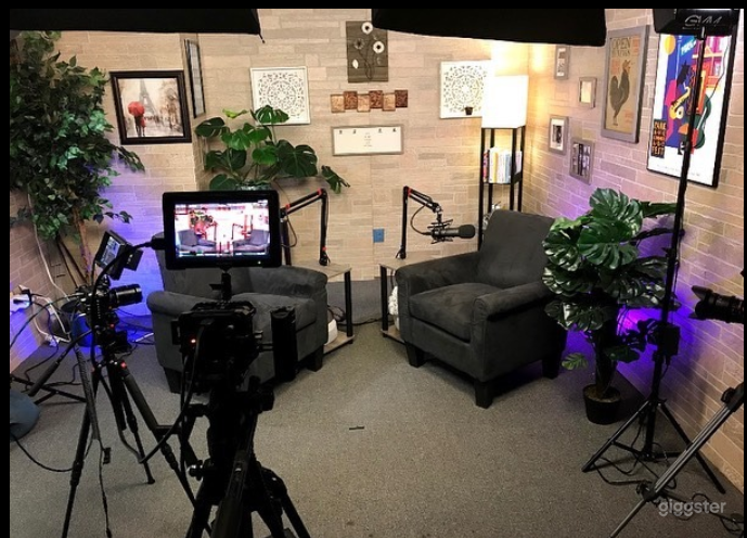 Vox Room Isolation Booth Photo 3