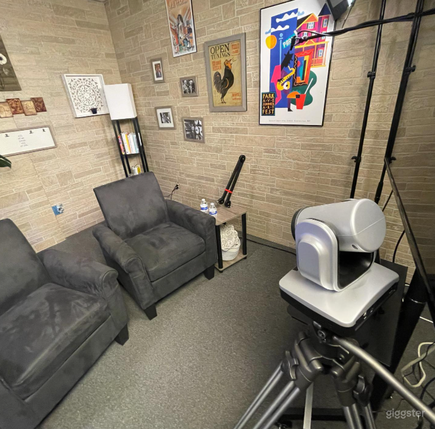 Vox Room Isolation Booth Photo 2