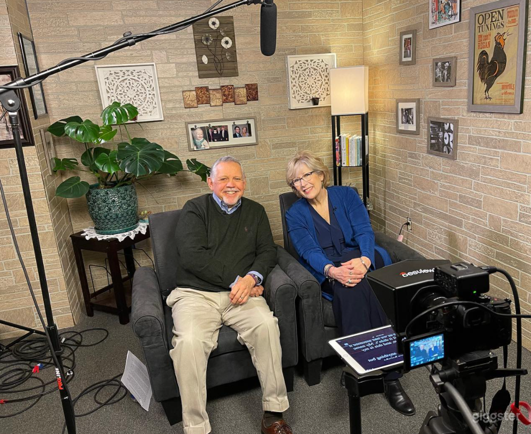 Vox Room Isolation Booth Photo 4