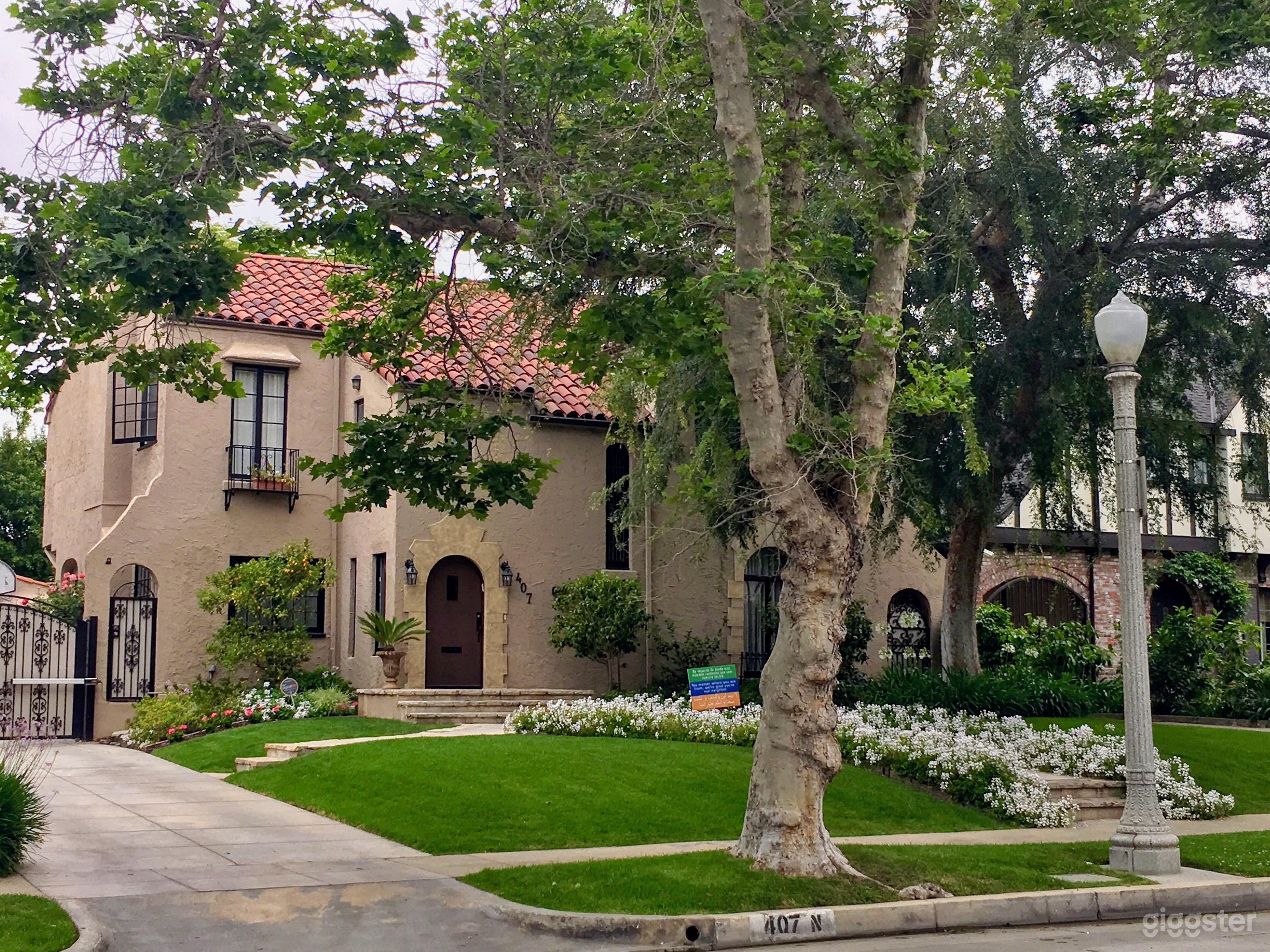 Gorgeous Hancock Park Mediterranean 1925 home  Photo 1