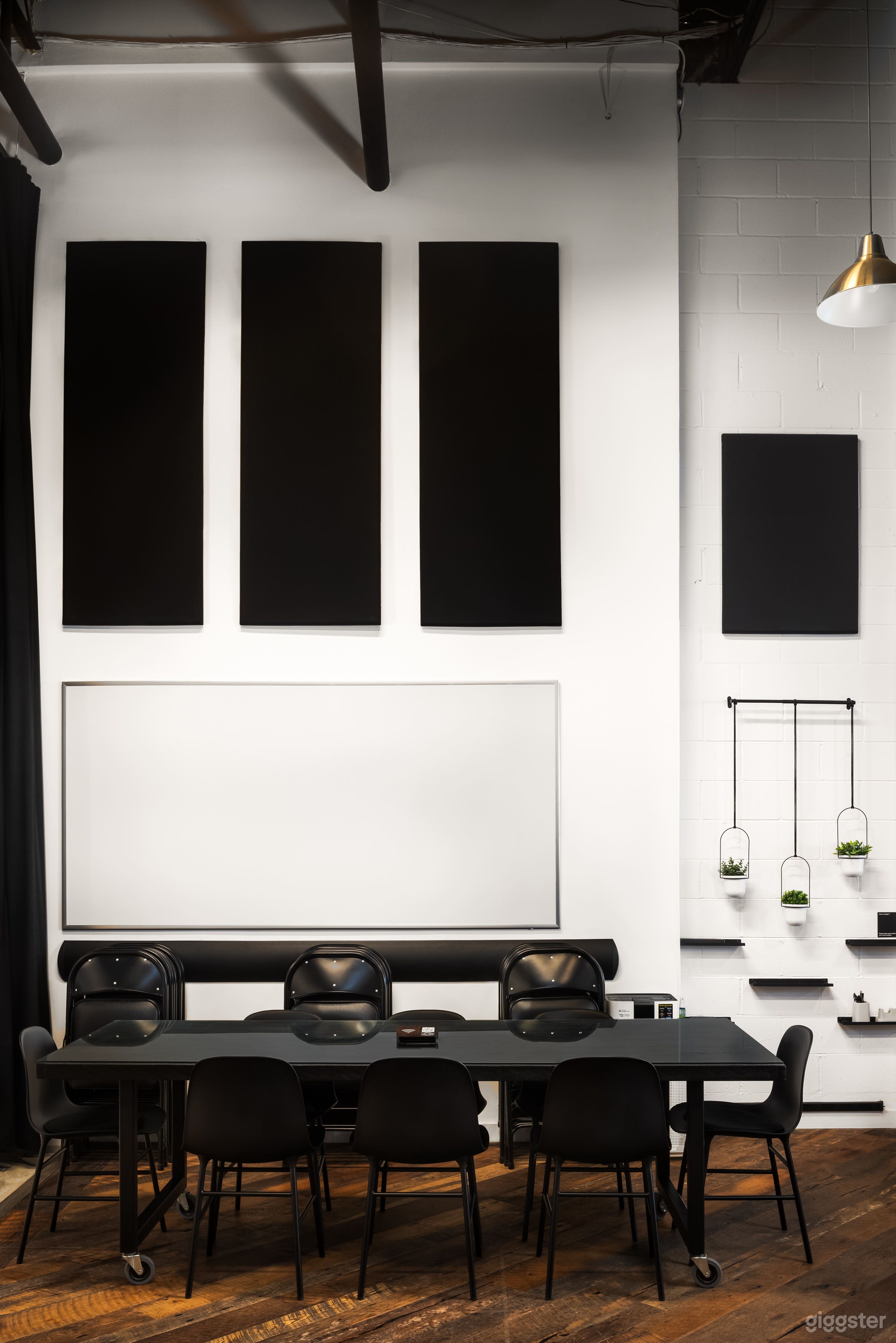 Boutique, Professional Photo/Video Studio in Studio District Photo 4