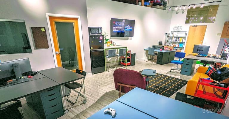  Modern developer/artist co-working space 