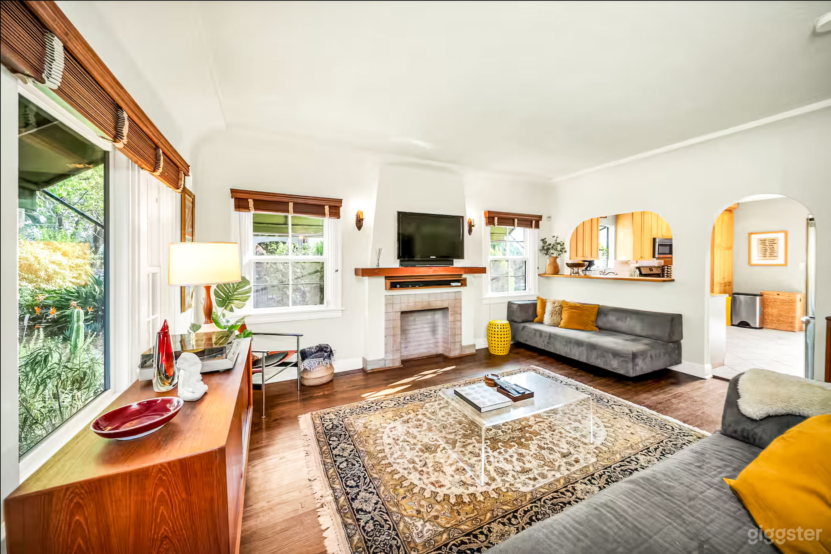 Stylish Atwater Village Oasis — Pool, Hot Tub &amp; Walkable LA Photo 4