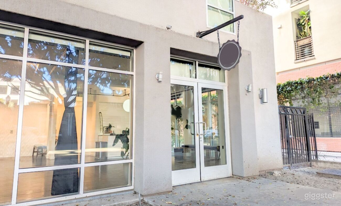 Old Town Pasadena Event Space & Self-Portrait Photo Studio Photo 4