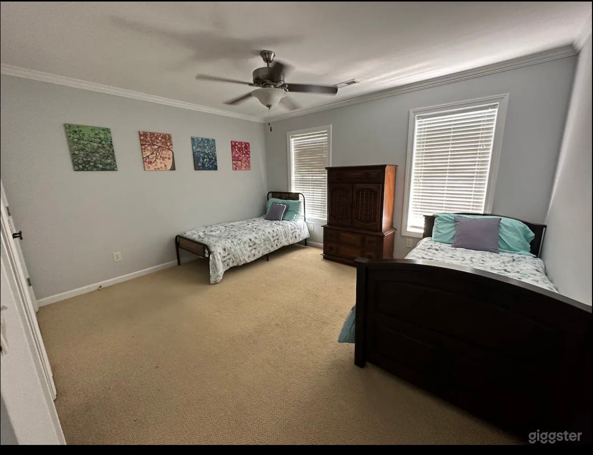 Fully furnished basement with heated pool  Photo 4