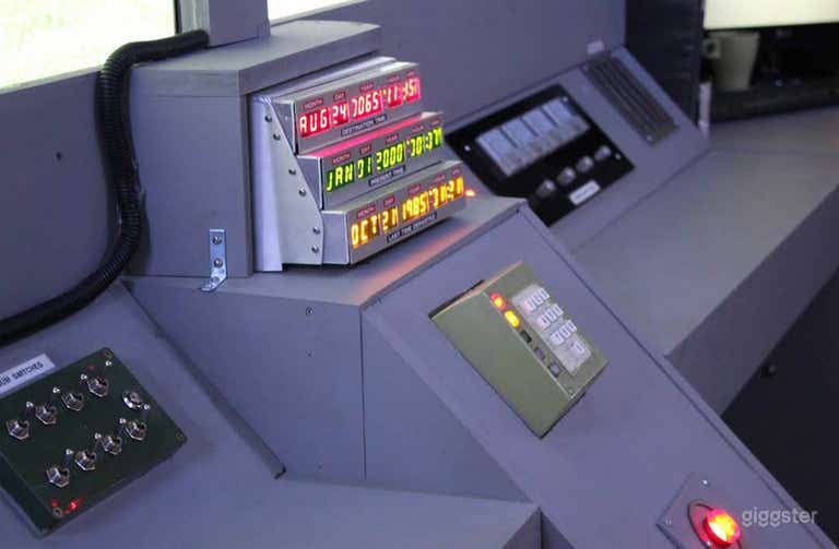  Fully Immersive | Jurassic Tours | Escape Room  