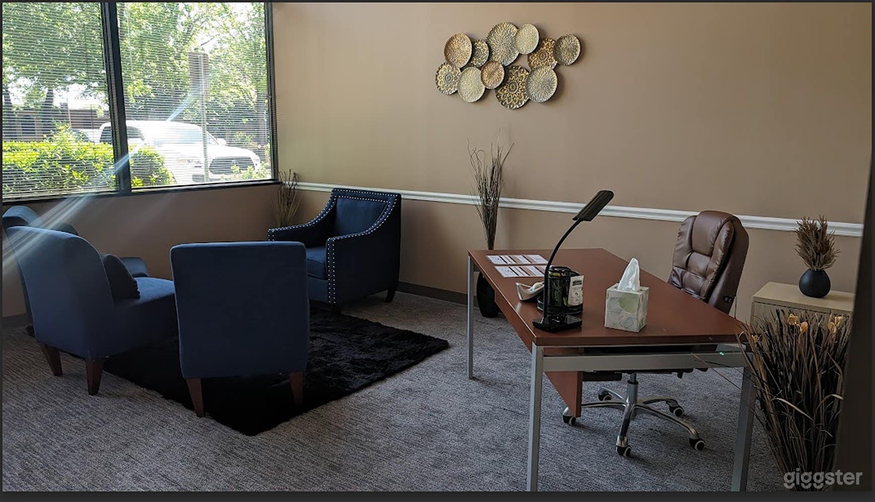 Classy, Stylish Turnkey Office Space Photo 1