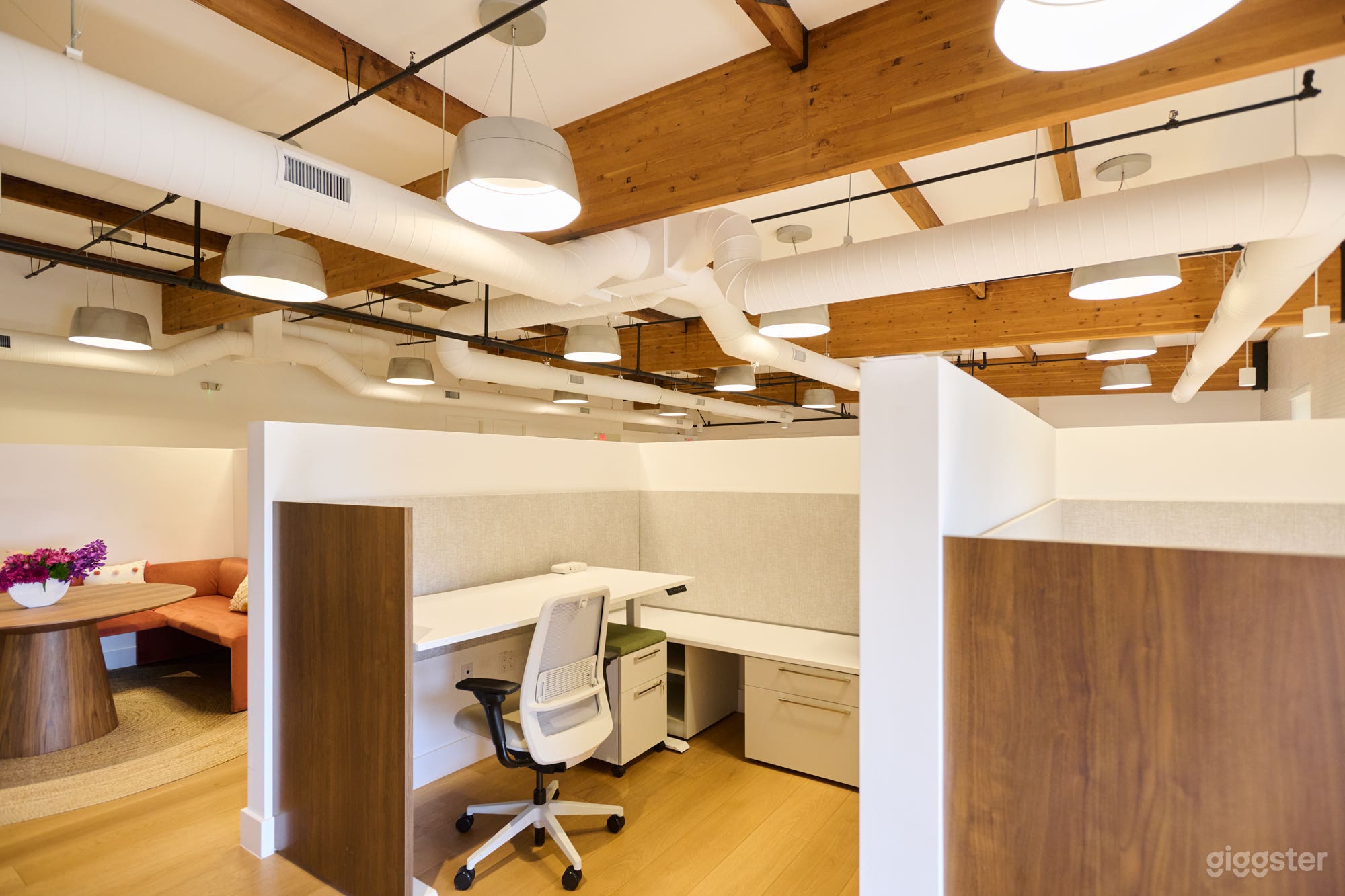 Modern Industrial Office space and Cafeteria Photo 2