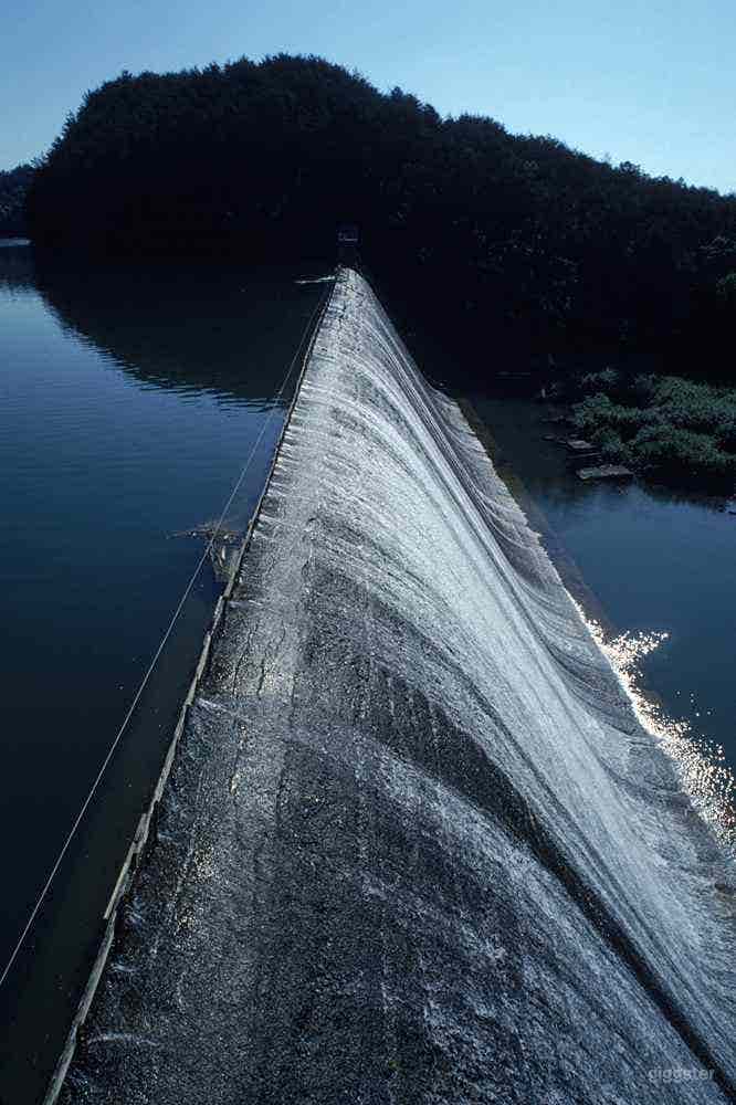 Yonah Dam Photo 1