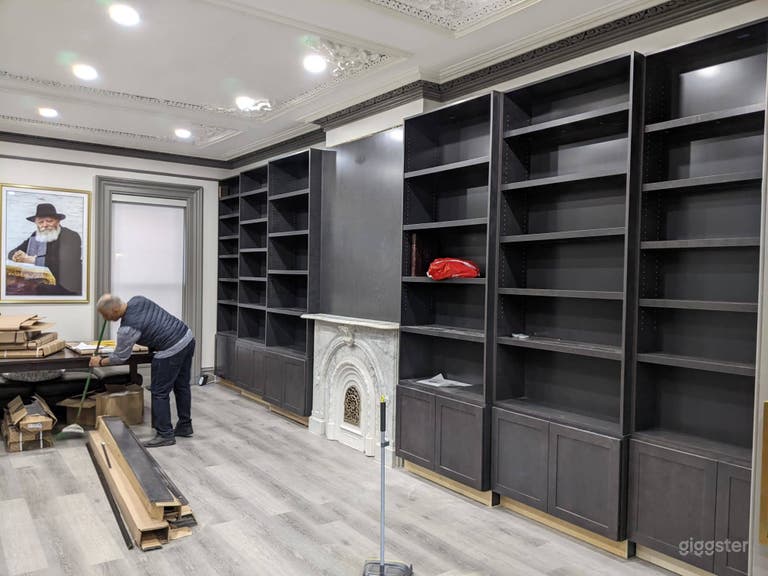  Event space in Newark 