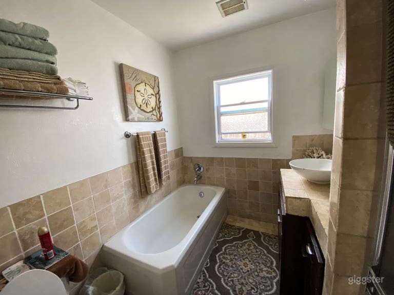  I have 1 1/2 bathrooms this is the full 