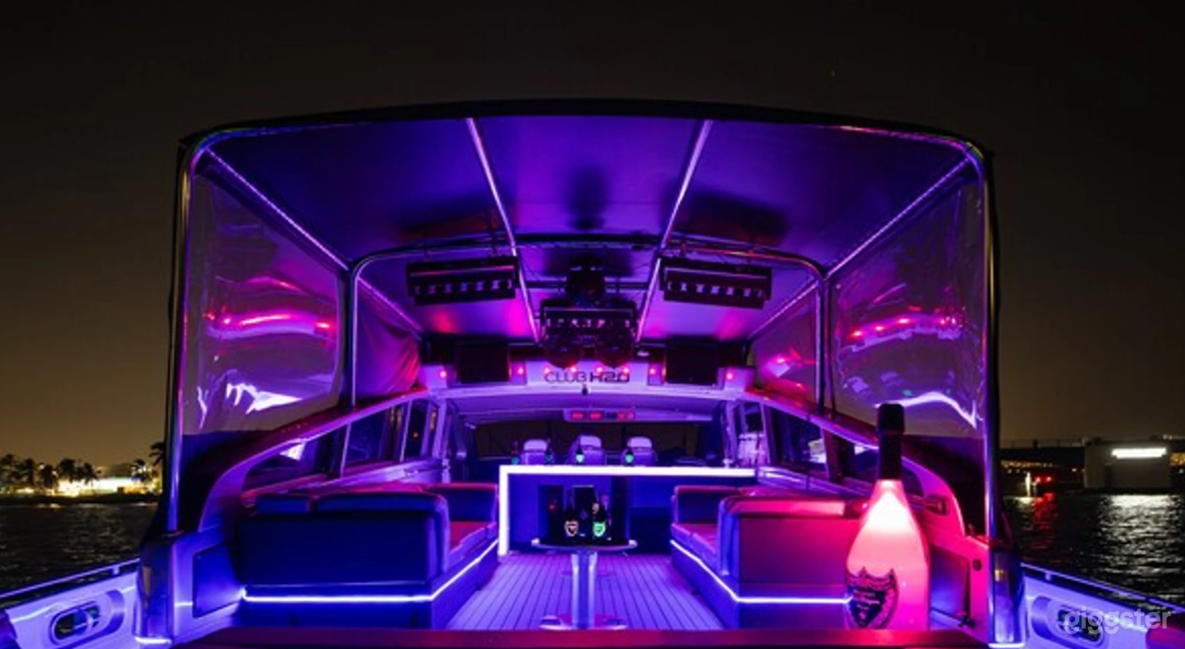 Luxury 92ft Yacht Studio for Photo & Video Shoots Photo 3