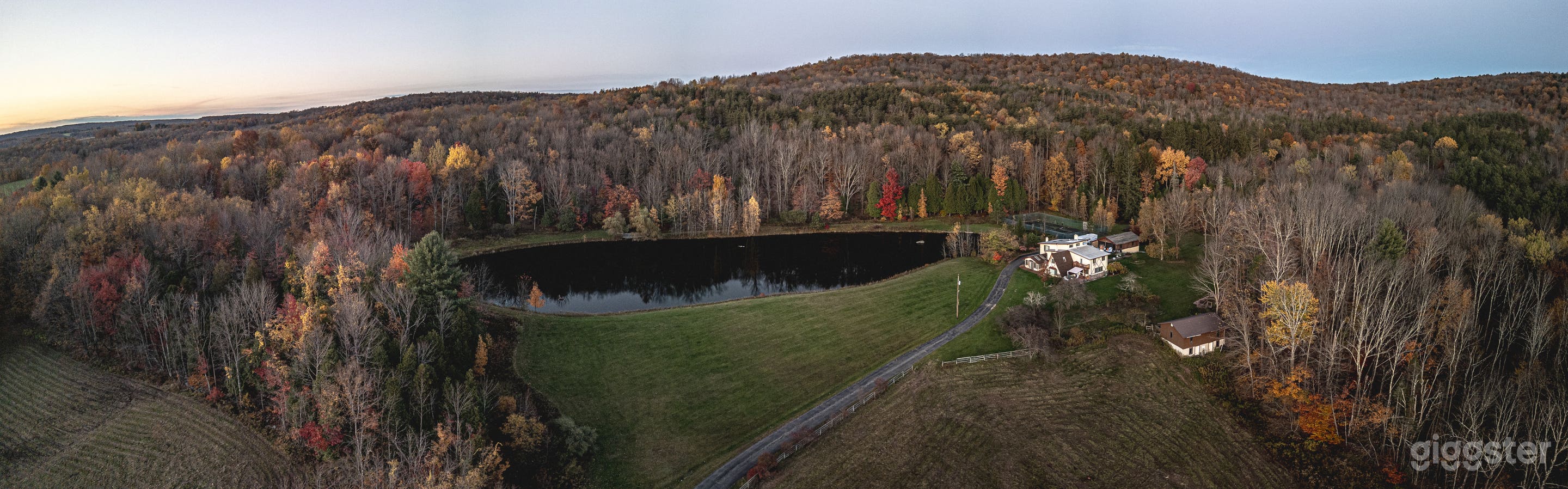 Huge Private 72+ Acre Country Escape Multiple Indoor Spaces Photo 1