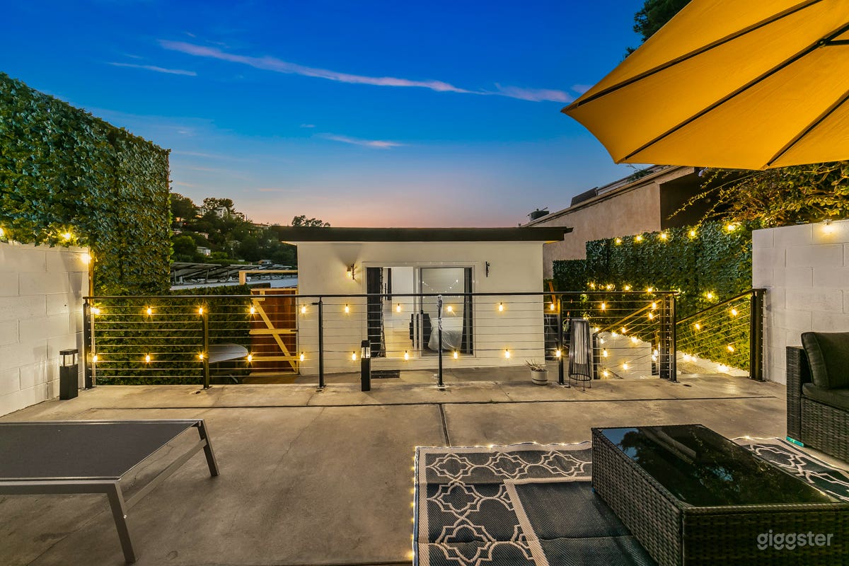Modern Hollywood Hills Glass Home with Canyon Views Photo 2
