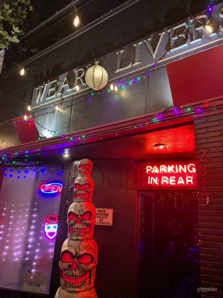  Spooky Victorian Style Halloween Bar 