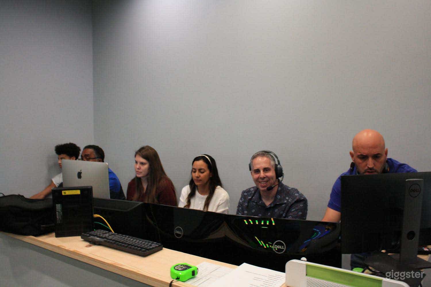 Exclusive &amp; Functional Breakout Room 4 Photo 1